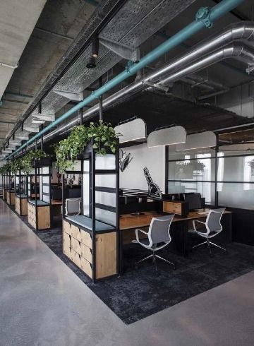 oficinas modernas oscuras